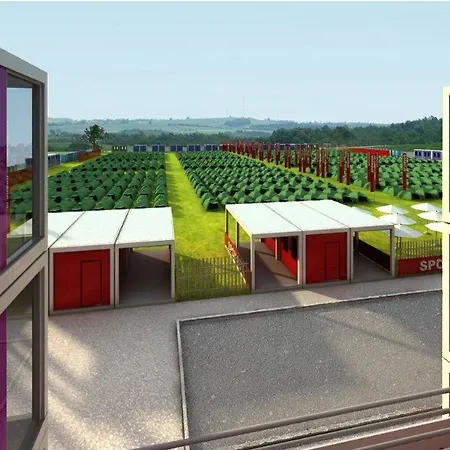 Hotelioni Module And Football Camps فندق بوزنان